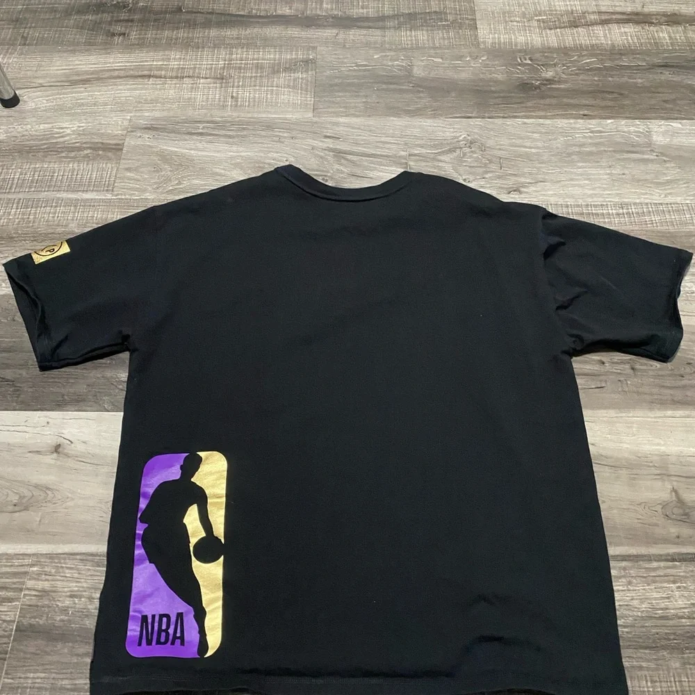 Express LA Lakers  Black and Gold Mens  Tee size Large 100% cotton - Picture 8 of 11